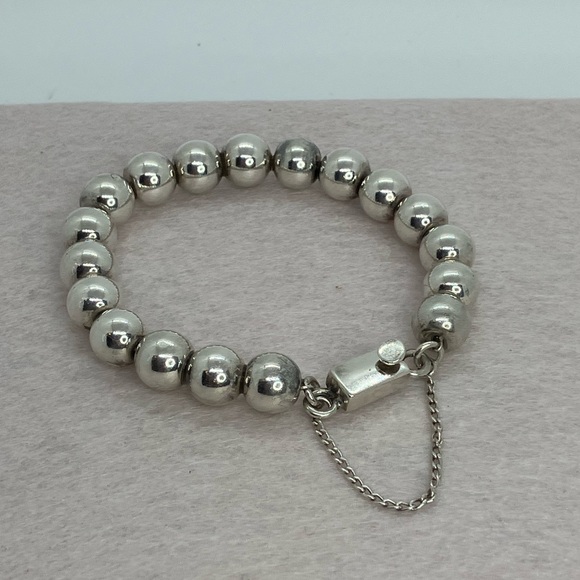 Silpada Jewelry - Silpada 925 Sterling Silver Large Ball Bead Bracelet w Box Clasp | Retired B0471